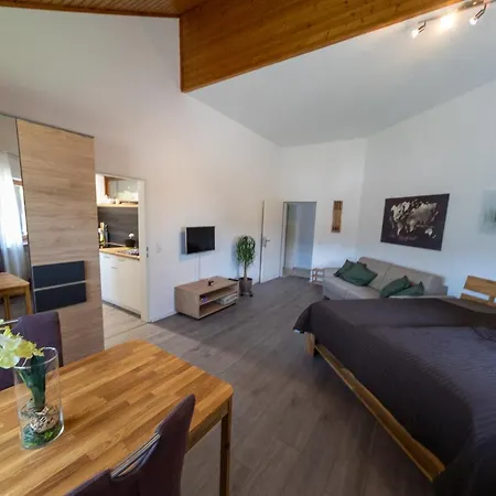 Ferienwohnung Schott *